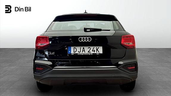 Audi Q2 5 of 12