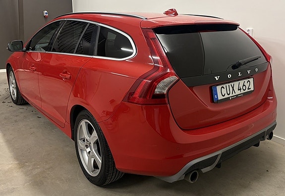 Volvo V60 3 of 12