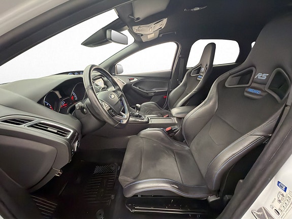 Ford Focus 11 of 30