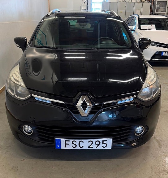 Renault Clio 2 of 13