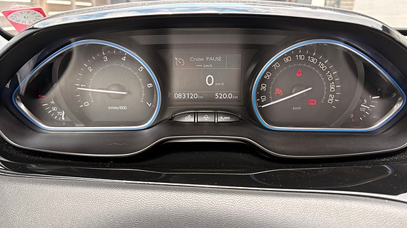 Peugeot 208 5 of 5