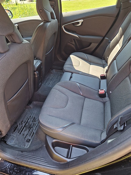 Volvo V40 Cross Country 5 of 5