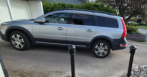 Volvo XC70 3 of 5