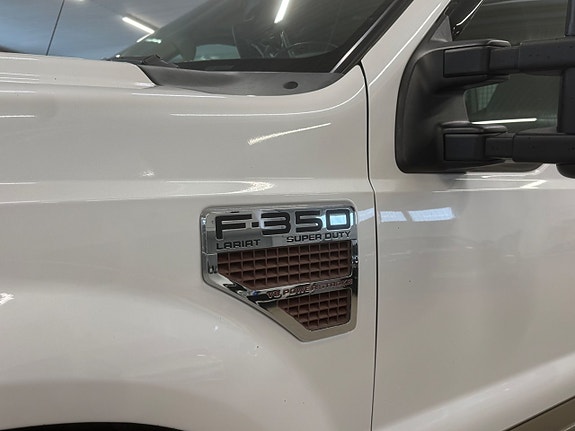 Ford F-350 17 of 18