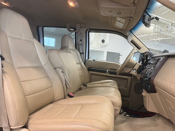 Ford F-350 6 of 18