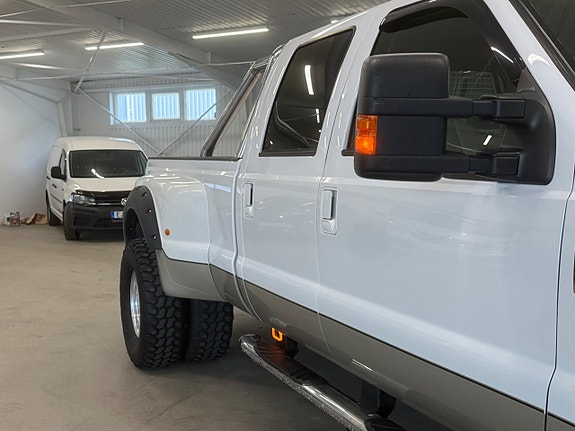 Ford F-350 16 of 18