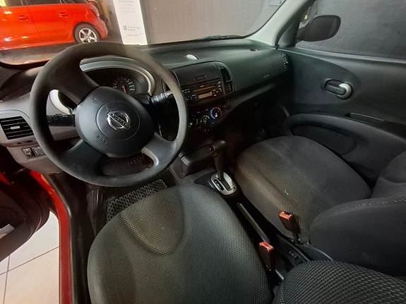 Nissan Micra 3 of 5