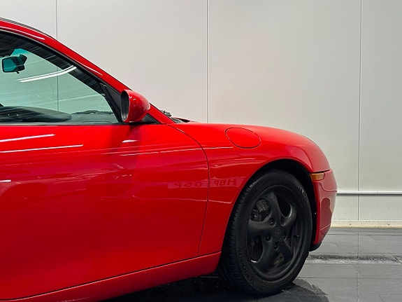 Porsche 911 Carrera 11 of 24