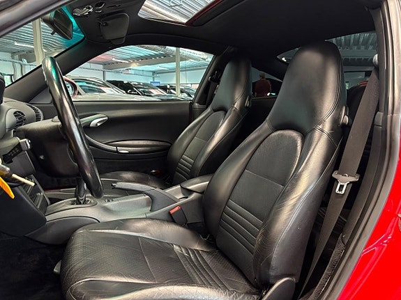 Porsche 911 Carrera 14 of 24