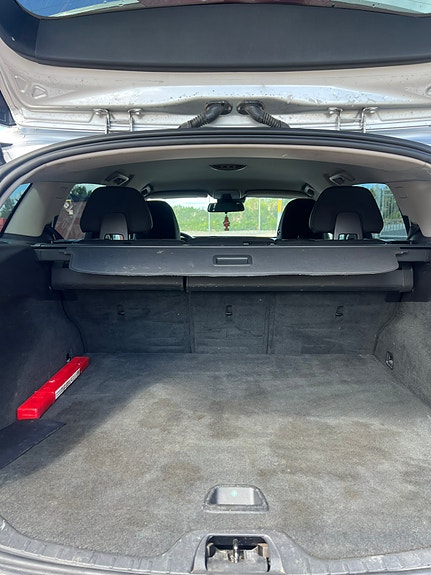 Volvo V60 4 of 5