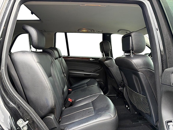 Mercedes-Benz GLB250+ 13 of 22
