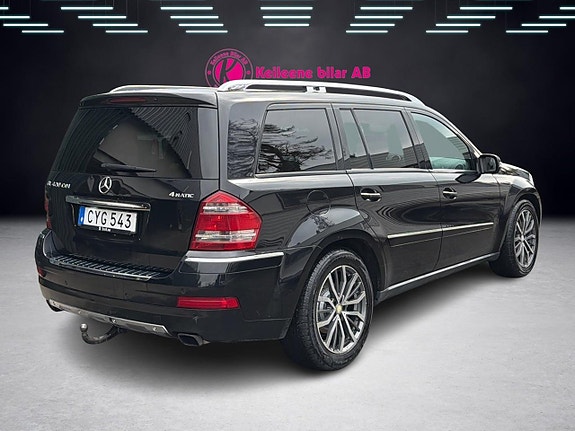 Mercedes-Benz GLB250+ 8 of 22