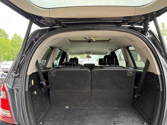 Mercedes-Benz GLB250+ 11 of 22