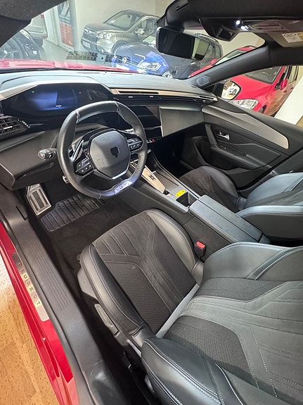 Peugeot 308 6 of 18