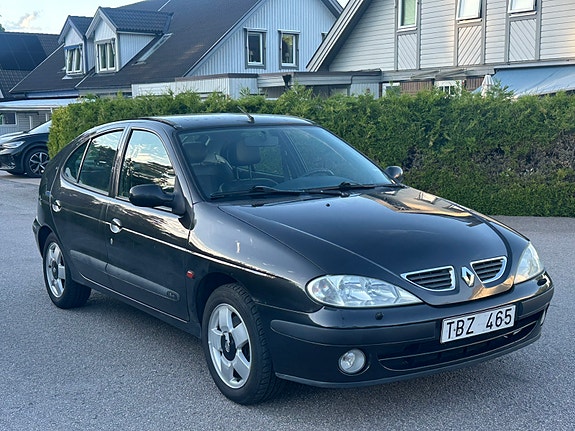 Renault Megane 4 of 6