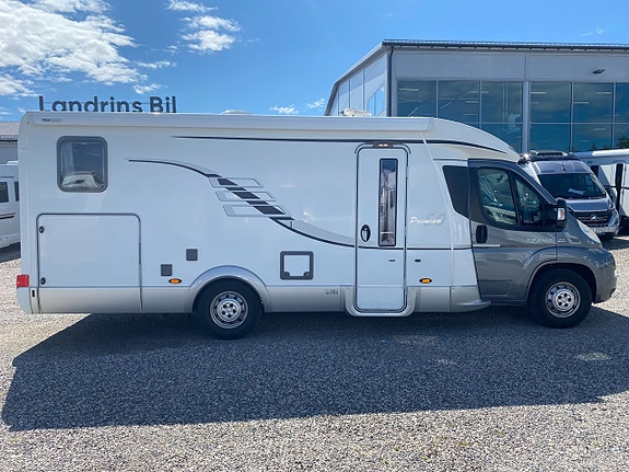 Hymer Tramp 674 premium 50 2 of 18