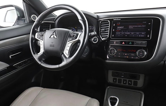 Mitsubishi Outlander 5 of 14