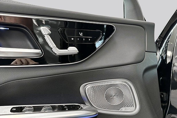 Mercedes-Benz GLC300 de 7 of 15