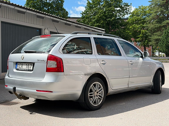 Skoda Octavia 6 of 19