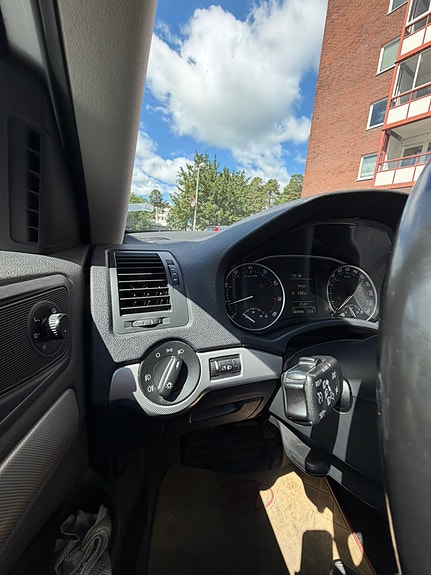 Skoda Octavia 12 of 19