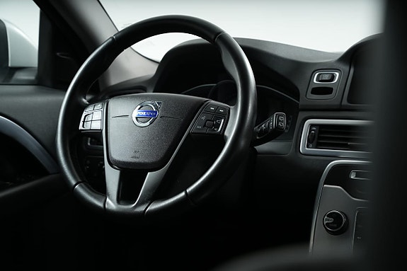 Volvo V70 18 of 20