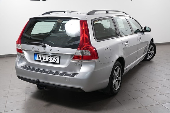 Volvo V70 6 of 20
