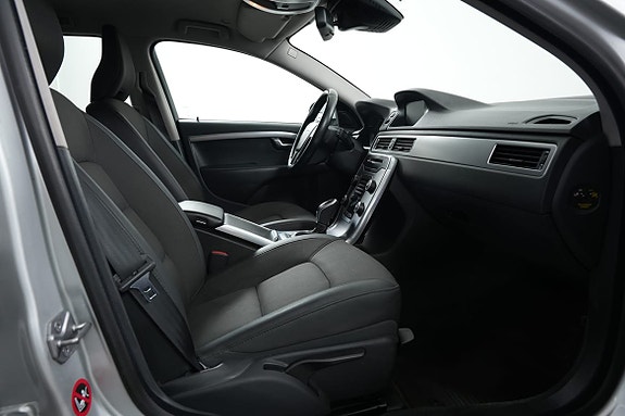 Volvo V70 12 of 20