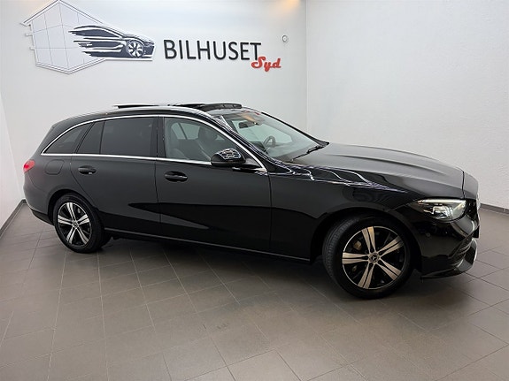 Mercedes-Benz C300 2 of 18