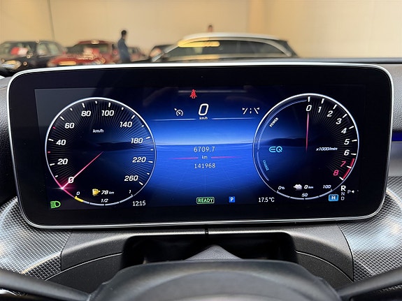 Mercedes-Benz C300 18 of 18