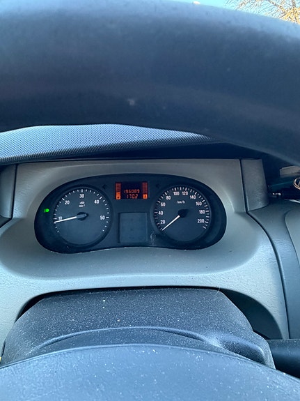 Opel Vivaro 5 of 5