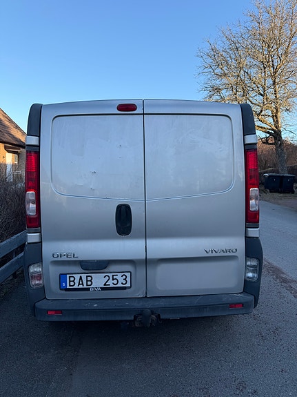 Opel Vivaro 3 of 5