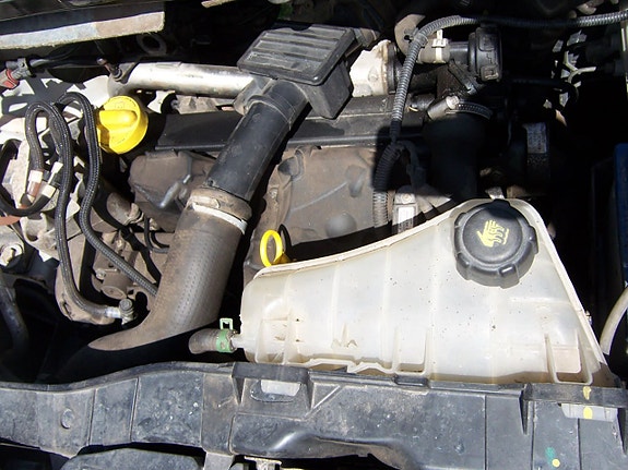 Renault Kangoo Express 12 of 18