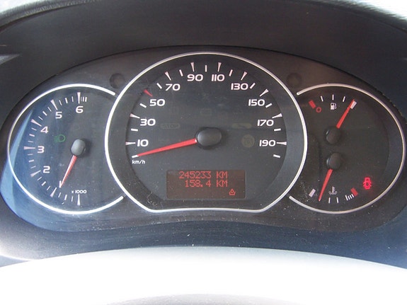 Renault Kangoo Express 11 of 18