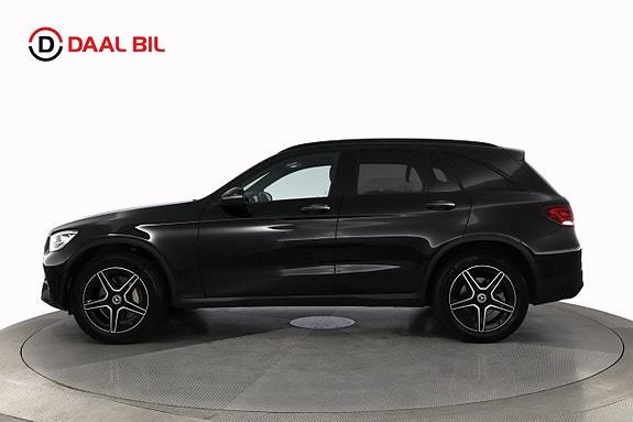 Mercedes-Benz GLC300 e 9 of 28
