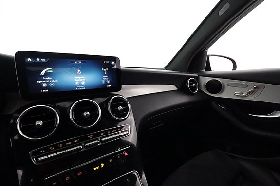 Mercedes-Benz GLC300 e 23 of 28