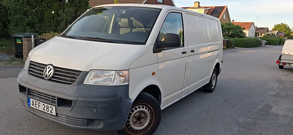 Volkswagen Transporter 4 of 5