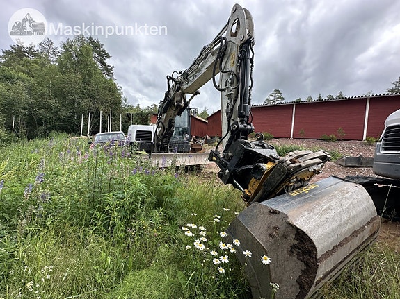 Bobcat E85 Bandgrävare 3 of 5