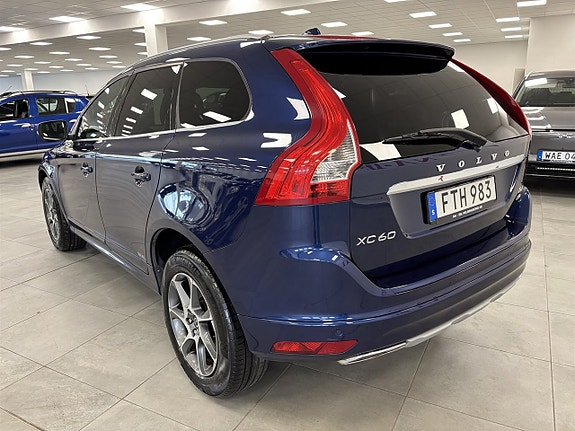 Volvo XC60 4 of 10