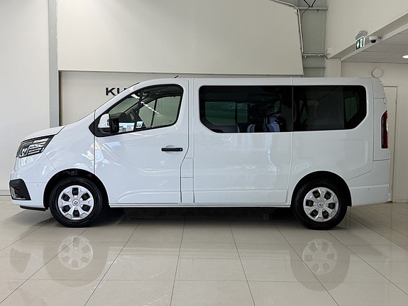Renault Trafic 3 of 28