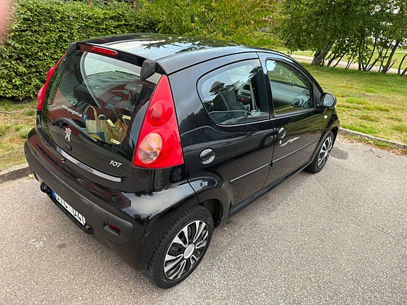 Peugeot 107 2 of 4