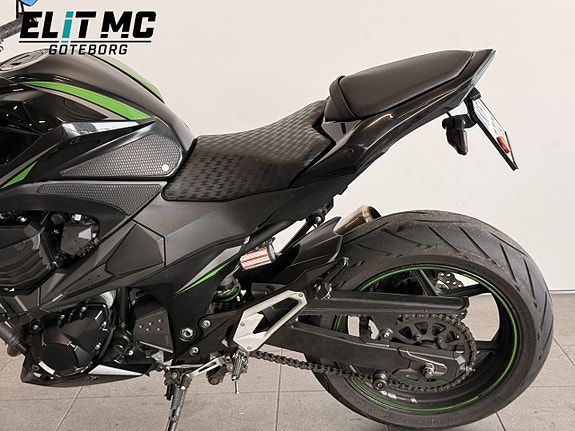 Kawasaki Z800 0.8 15 of 21