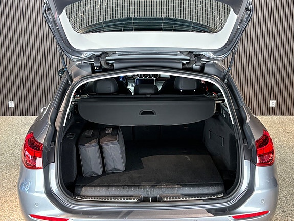 Mercedes-Benz C300 e 18 of 21