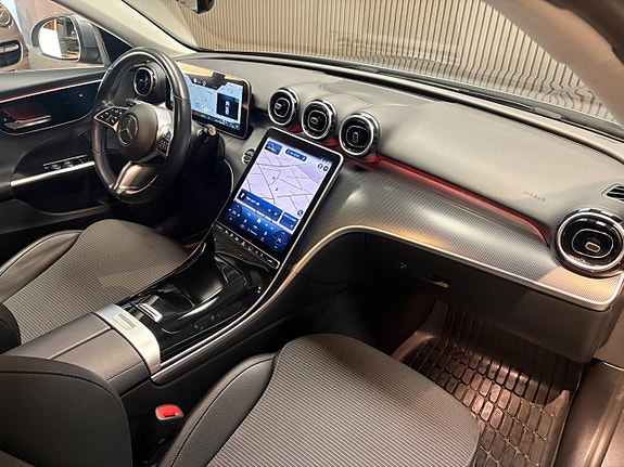 Mercedes-Benz C300 e 8 of 21