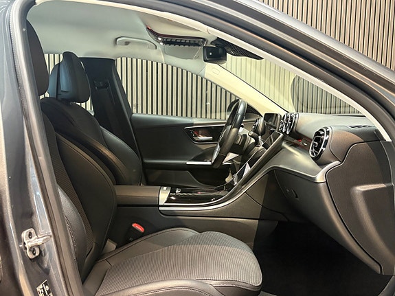 Mercedes-Benz C300 e 14 of 21