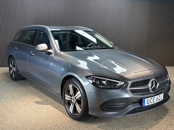 Mercedes-Benz C300 e 3 of 5