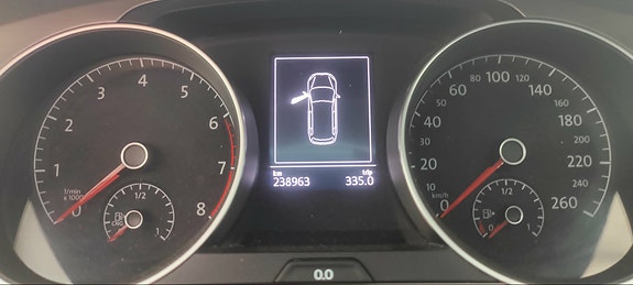 Volkswagen Golf VII 9 of 14