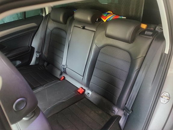 Volkswagen Golf VII 8 of 14