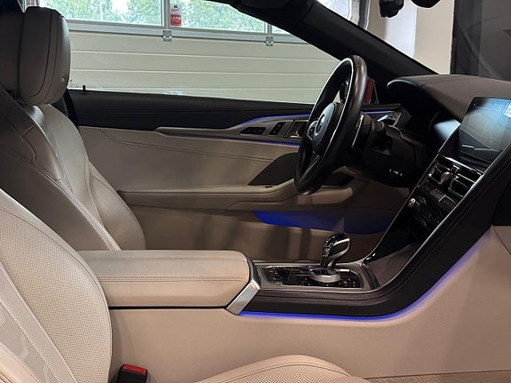 BMW M850i 20 of 28