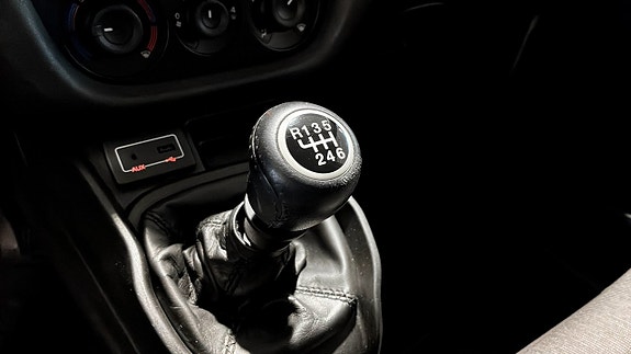 Fiat Doblo 13 of 18