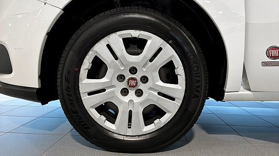 Fiat Doblo 18 of 18